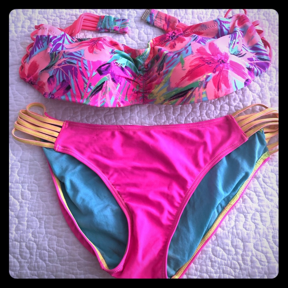 SALE Xhiliration bikini